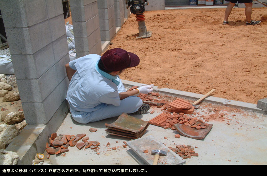 �����̏������摜���N���b�N�ōD���ȉ摜�ɐ؂�ւ��܂��B
��[SlideShow]�N���b�N�Ŏ����X���C�h�V���[�B
�����͎��փ{�^���B
�����͖߂�{�^���B