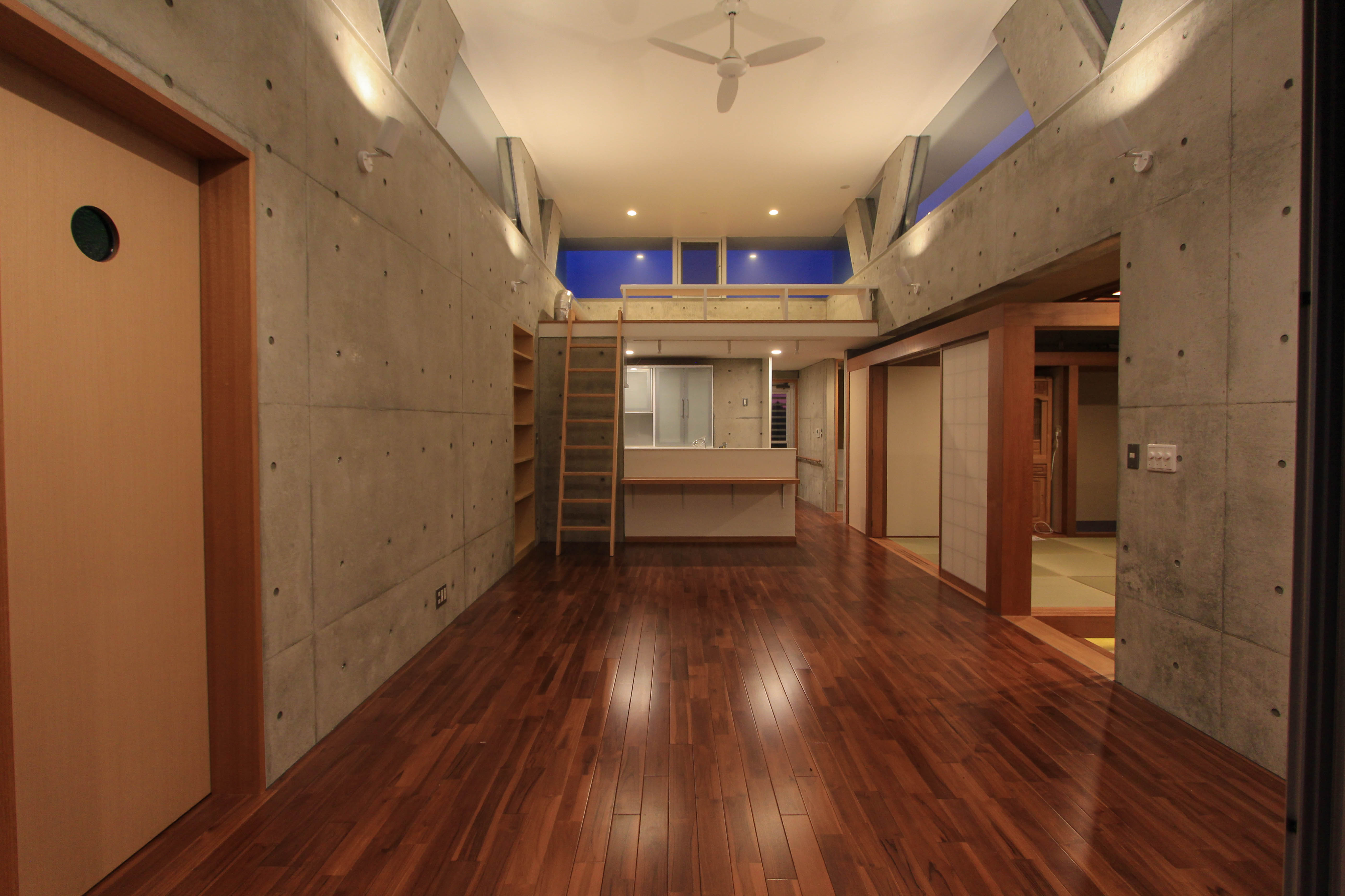 恩納の家+カフェ