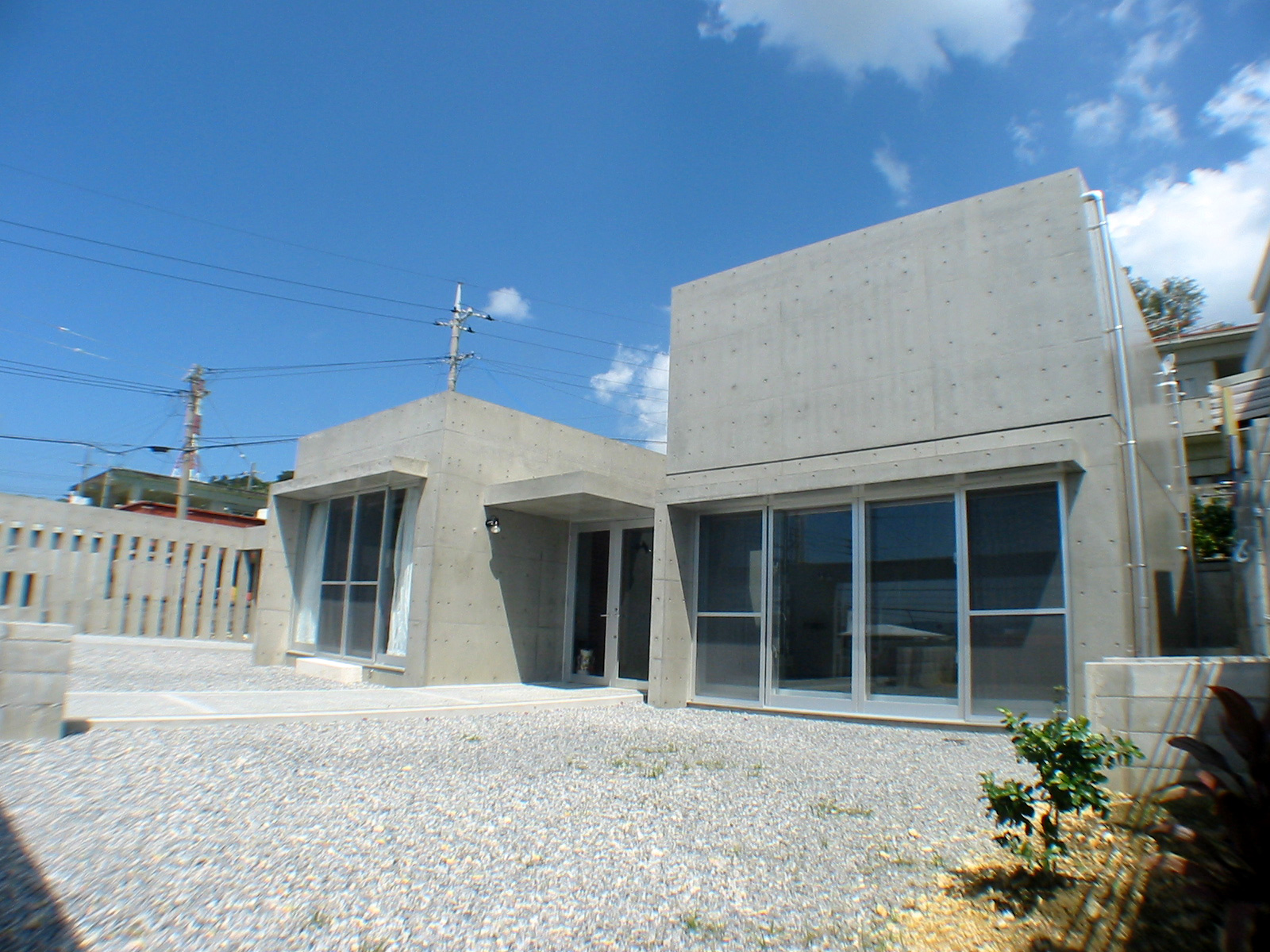 豊原の家 〜高台に建つW BOX〜