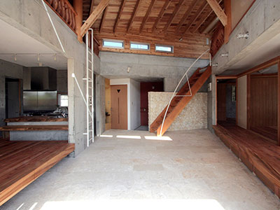 北中城の家Ⅱ 〜木造大屋根の家〜